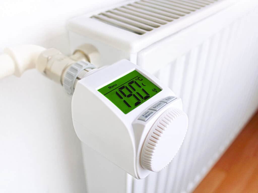 Tête de robinet thermostatique électronique.